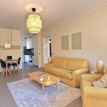 Europa Pool Apartment Bardolino Bagian luar foto