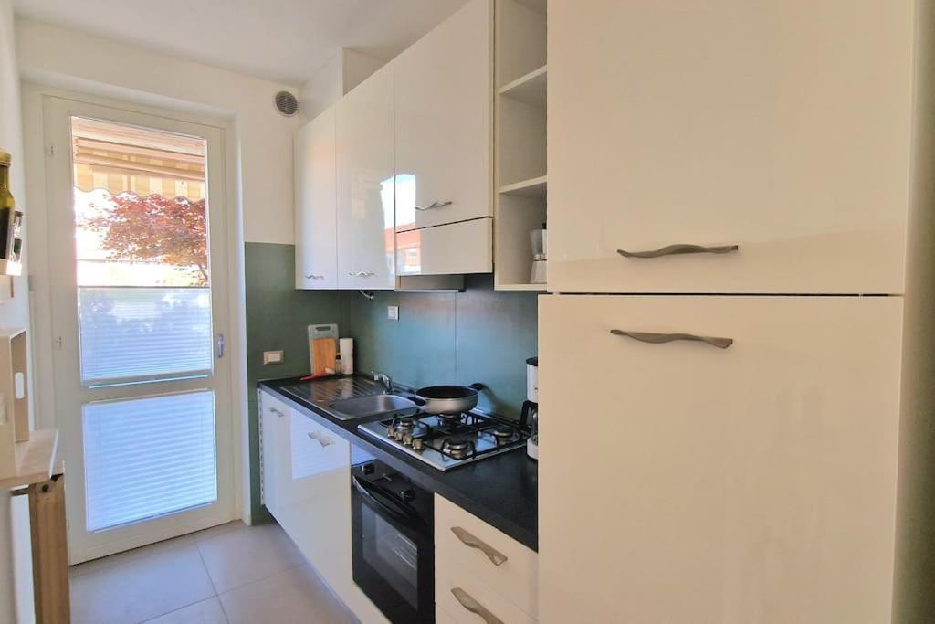 Europa Pool Apartment Bardolino Bagian luar foto